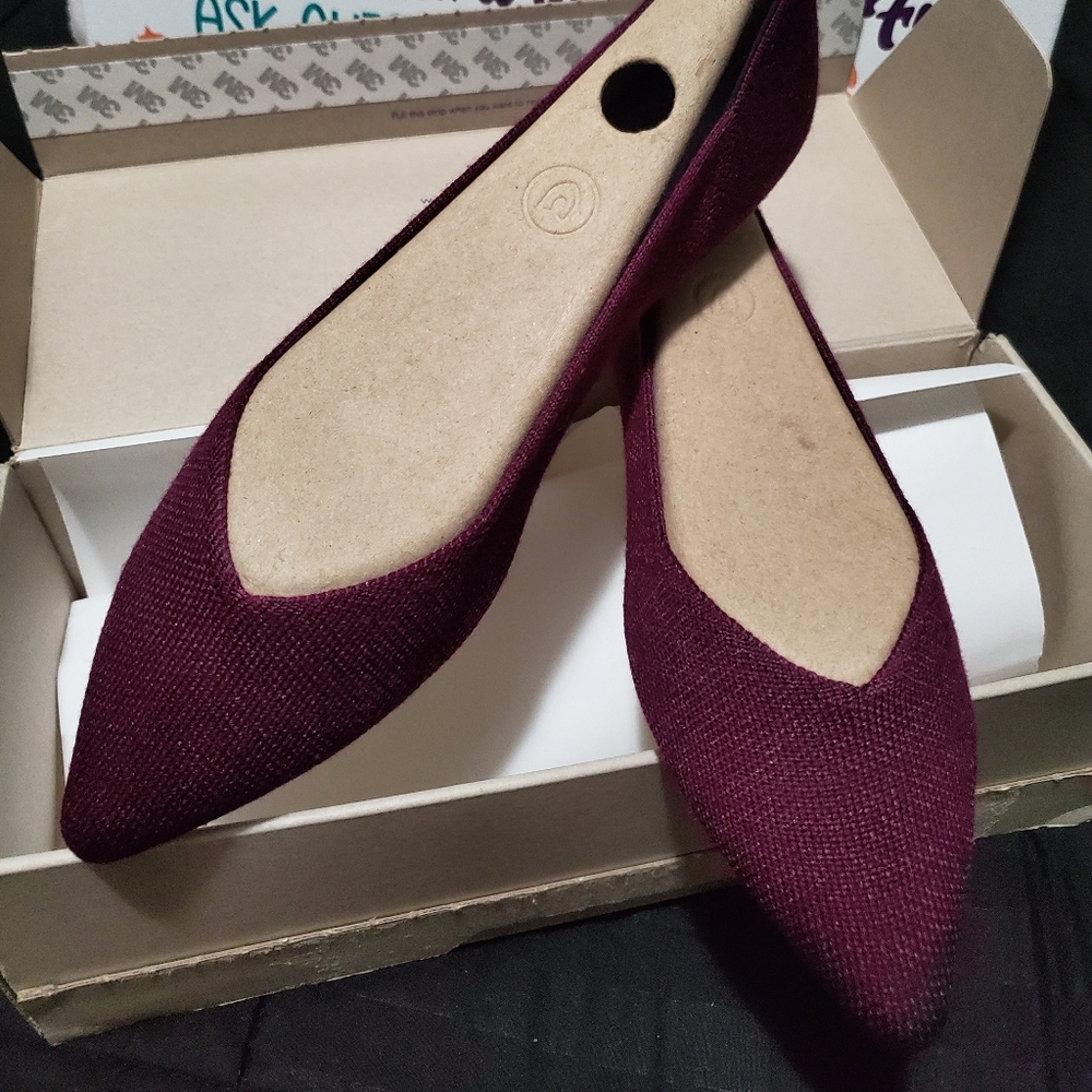 Rothy’s Point - Aubergine Merino Size 8 Brand New